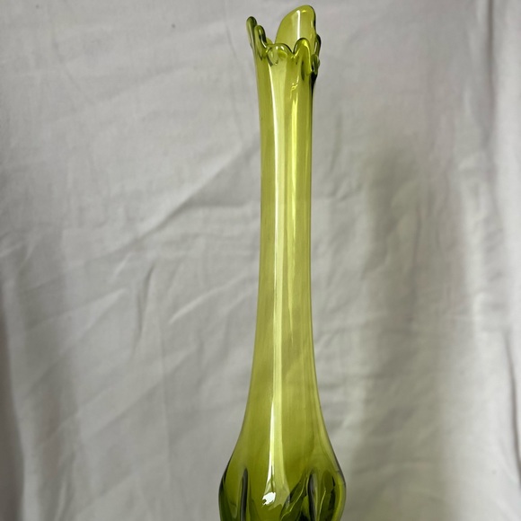 Viking three toed Epic vase, 1950-1960s, swung vase, 21.5 inches tall - Picture 3 of 9